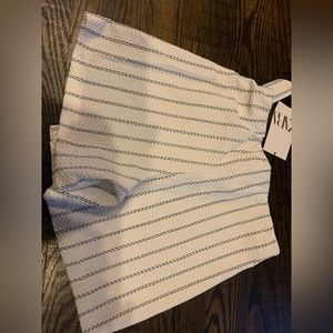 Textured striped skort